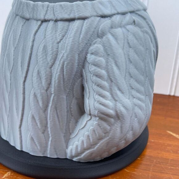 Wool Sweater Indoor Planter Pot, Cable Knit Flower Pot, 3D Printed Planter Pot - Picture 3 of 9